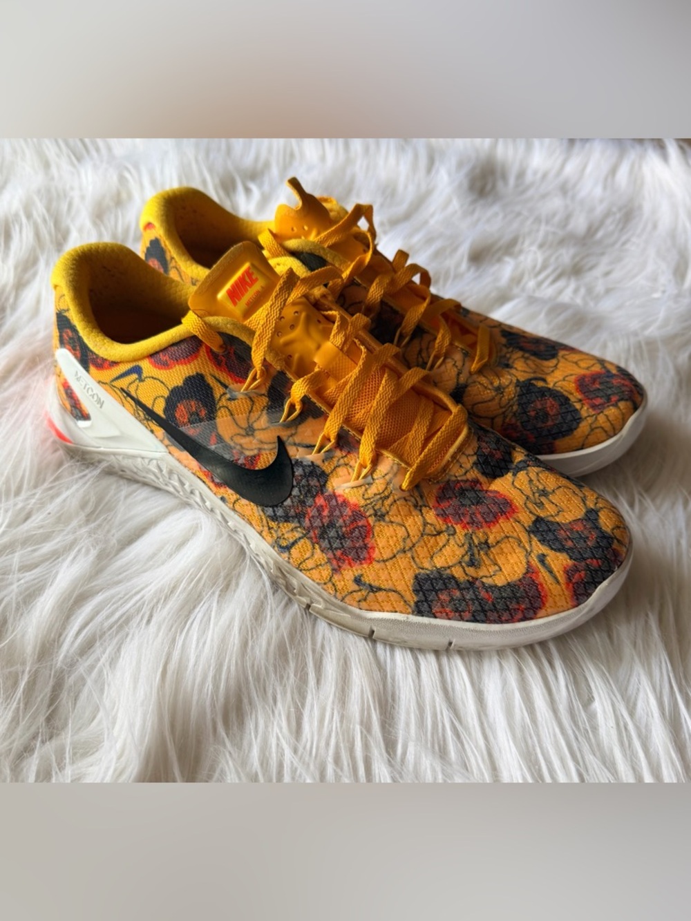Nike Women’s 10 Metcon 4XD PRM Gold Floral Cross Trainers